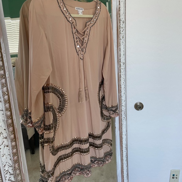 Beautiful Beaded Dress - Picture 4 of 12